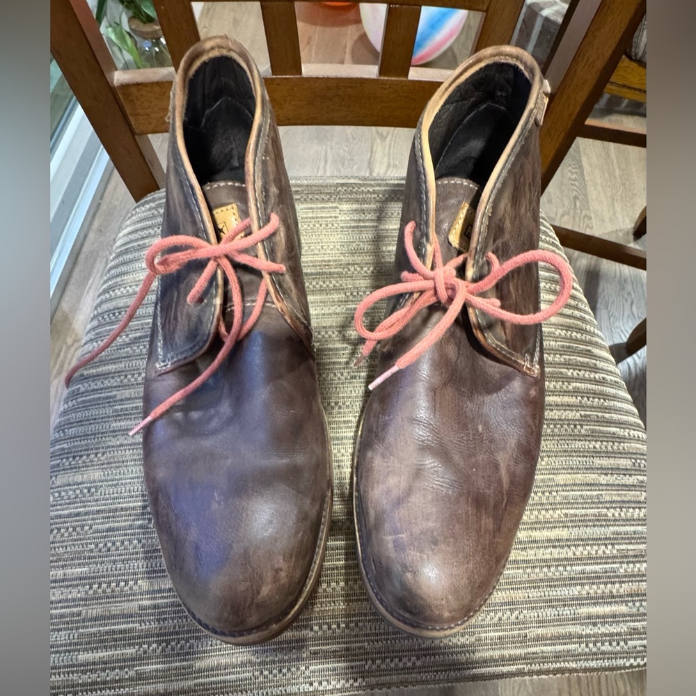 Pikolinos Men's Brown Leather Chukka Boots